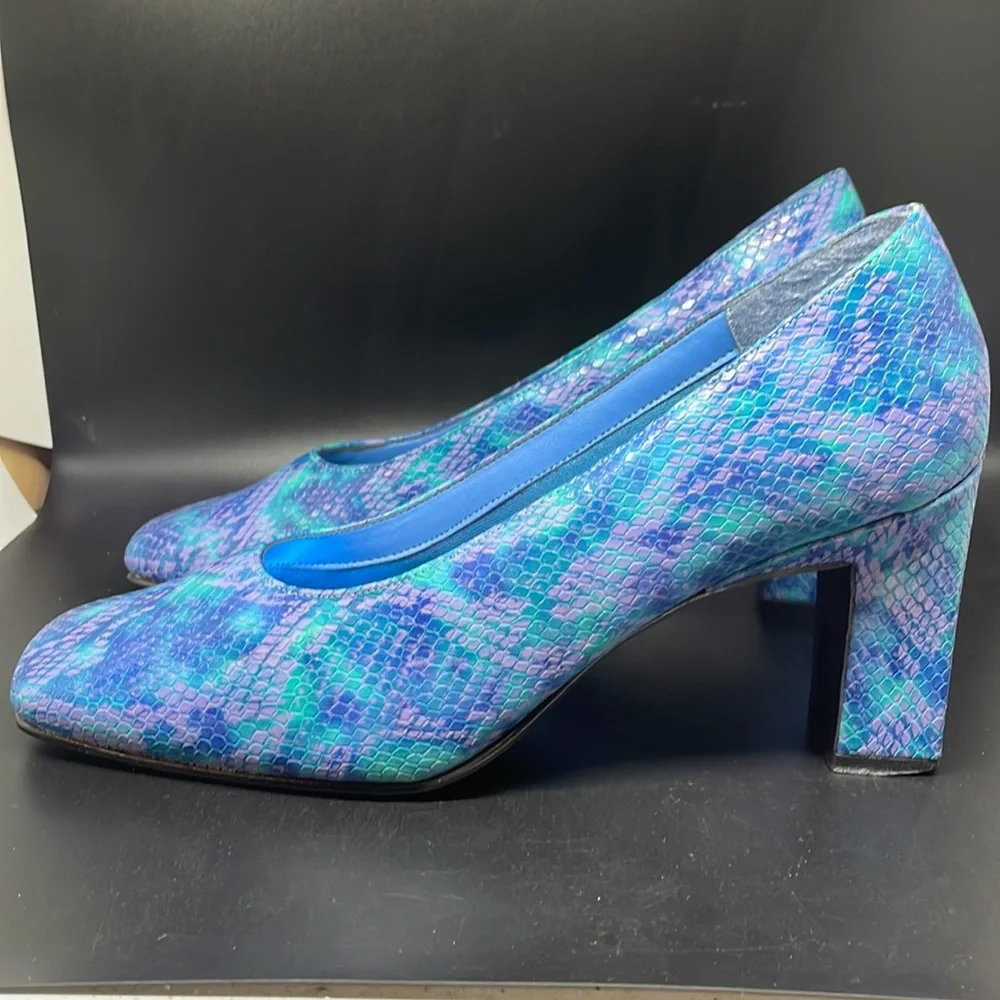 Vintage 90’s Amanda neon snake purple teal Square Toe Block Heels Size 9